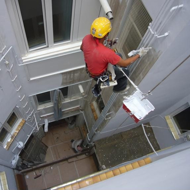 1 TREBALLS VERTICALS