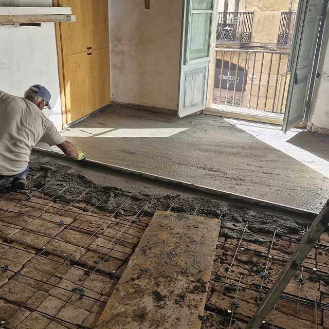 8 REFORÇOS ESTRUCTURALS